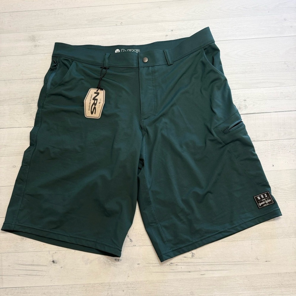 NRS men's guide short sea moss size 36 NEW
